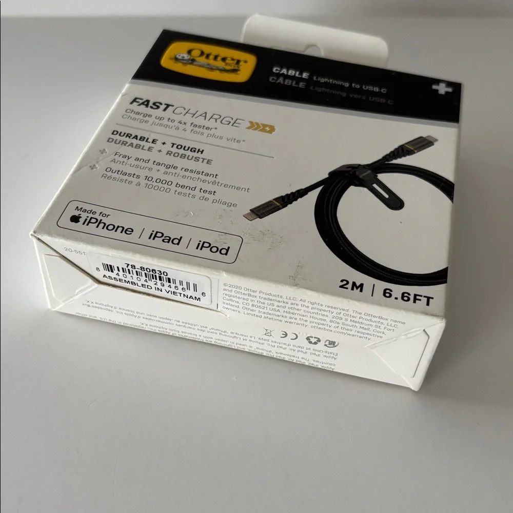 OtterBox Lightning to USB-C Cable in Black